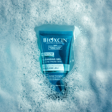 Bioxcin Acnium Akneye Eğilimli Ciltler İçin Temizleme Jeli 200ml - 4