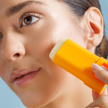 Bioxcin Suncare Çok Yüksek Korumalı Güneş Stick SPF50+ 15g - 3