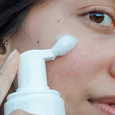 Lumene Arctic Aqua Foaming Cleanser - Kutup Kaynak Suyu İçeren Temizleme Köpüğü 150 ml - Lumene (1)